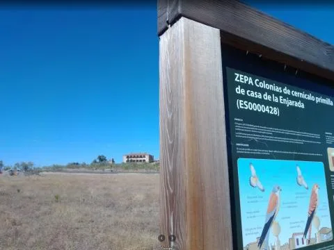 Cartel de ZEPA Casa de la Enjarada