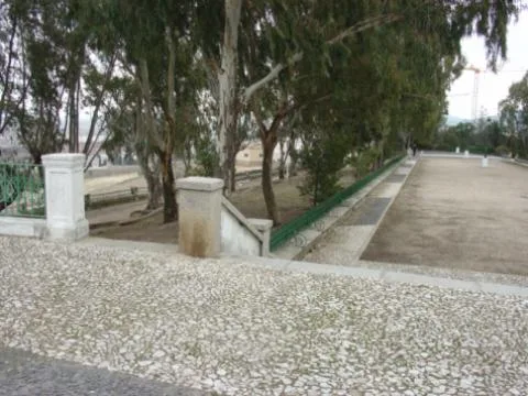 Cartel de Paseo Alto